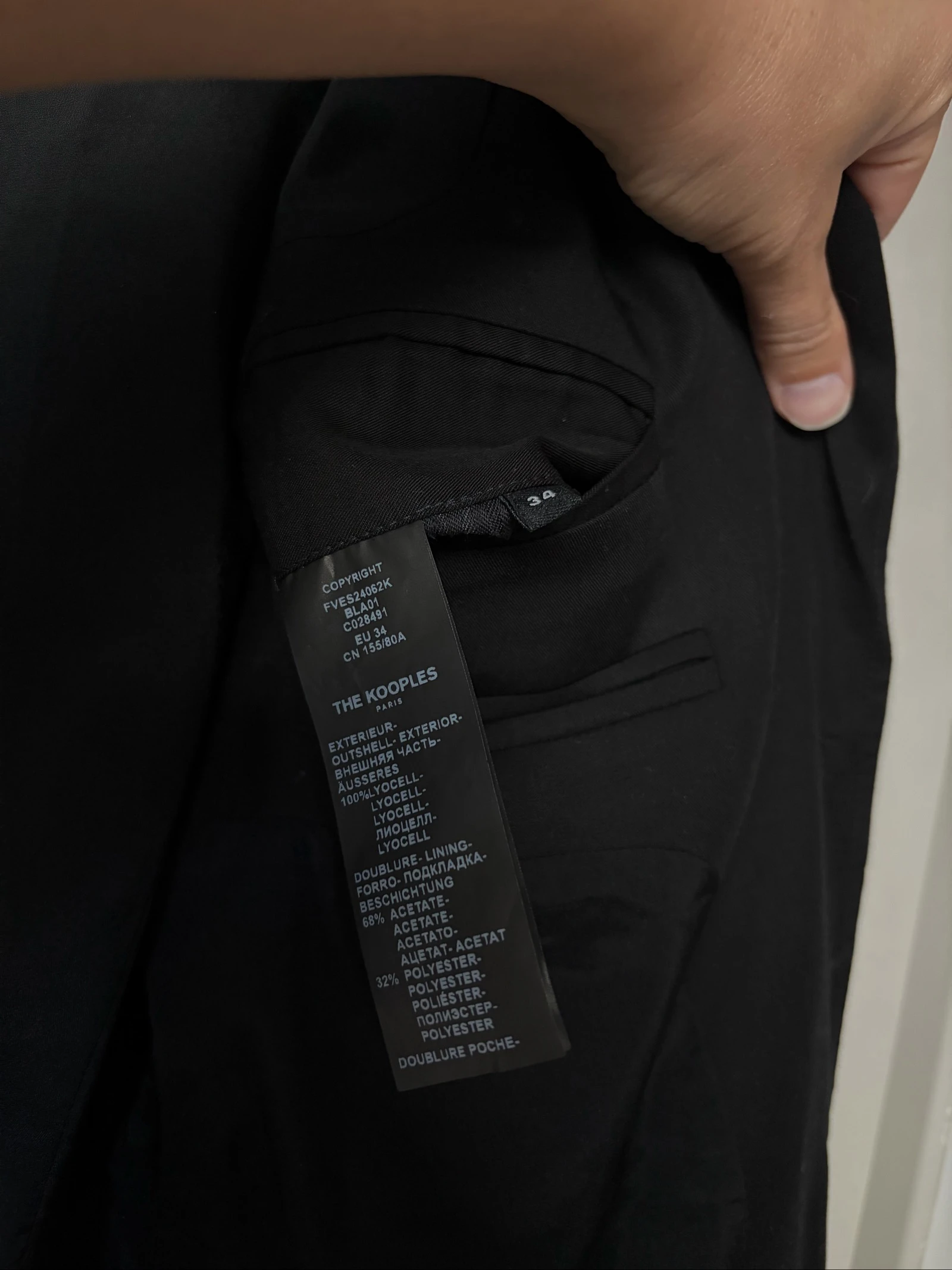 O Blazer ceinturé preto em Lyocell da Kooples Paris – Tamanho 34 – photo 9